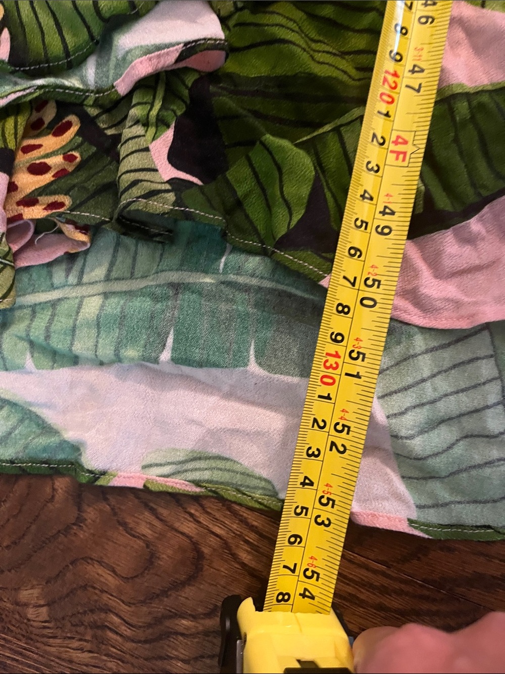 This is a FARM Rio pink maxi dress featuring a vibrant green banana M - Picture 7 of 7